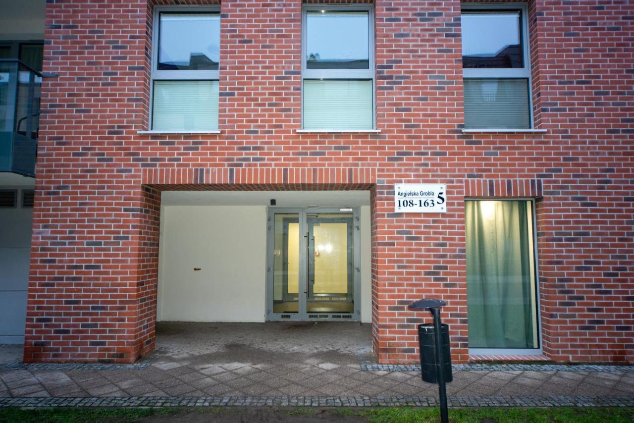 Maya'S Flats & Resorts 49 - Spacious 3 Rooms Apartment In Szafarnia Gdańsk Eksteriør billede