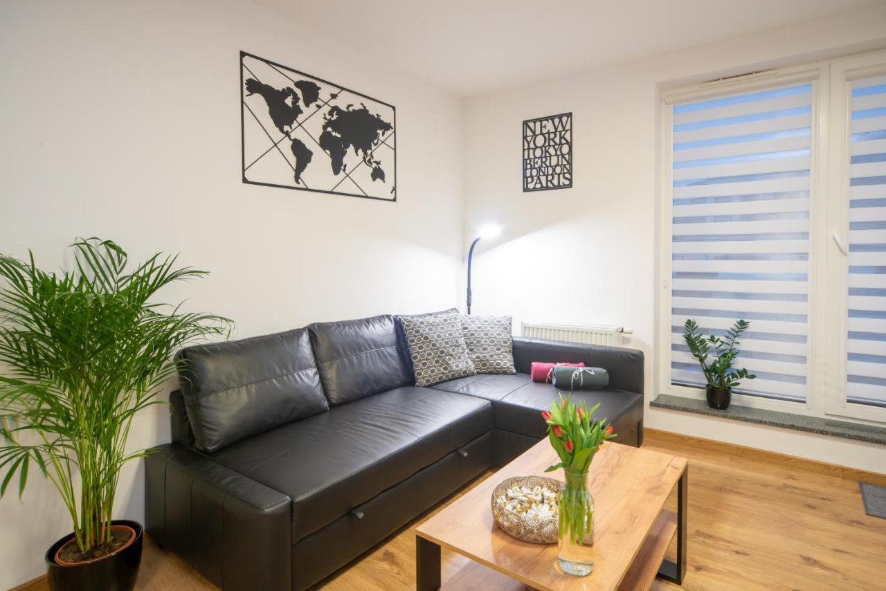 Maya'S Flats & Resorts 49 - Spacious 3 Rooms Apartment In Szafarnia Gdańsk Eksteriør billede